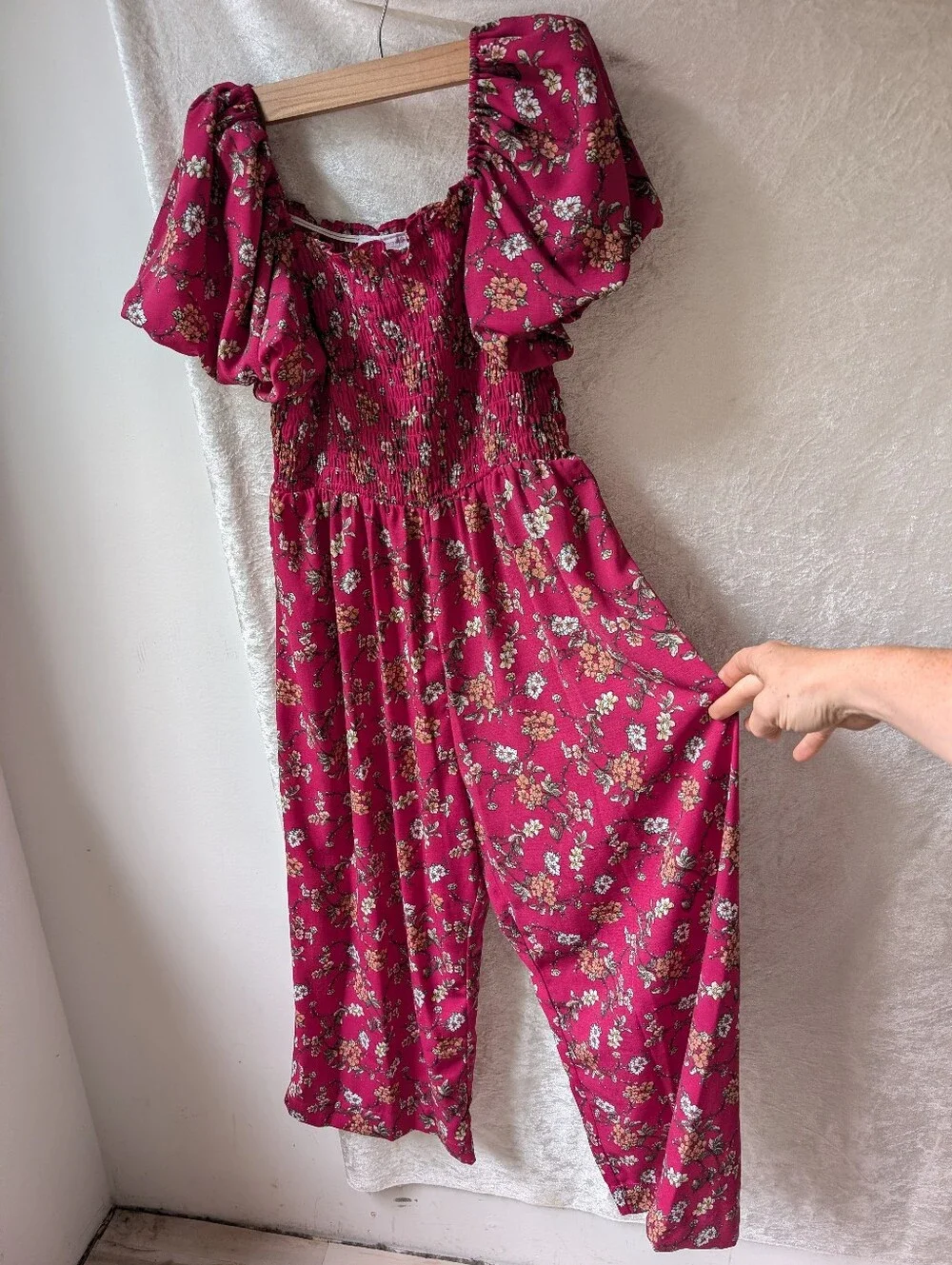 Magenta Floral Long Romper Puff Sleef Smocked Bust Women's Xs Girl 14